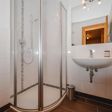 アパート Oberransburg フラッハウ